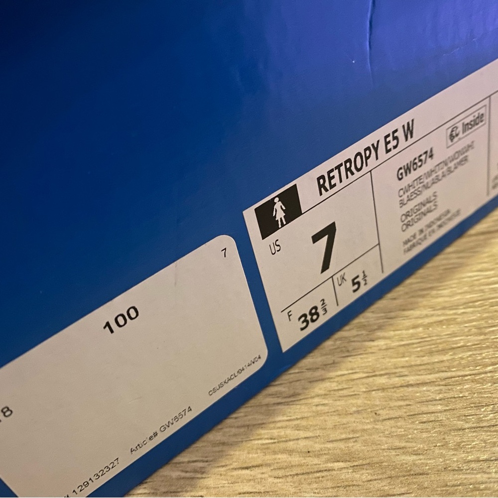 Adidas Retropy - Picture 9 of 10